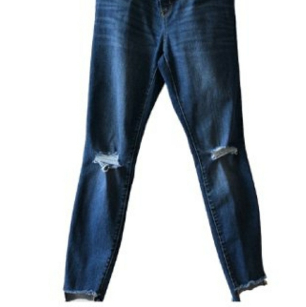Maternity Over the belly distressed jeans